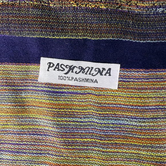 100% Pashmina Woven Scarf 70x27 Navy Multicolor Fringe - Picture 6 of 7